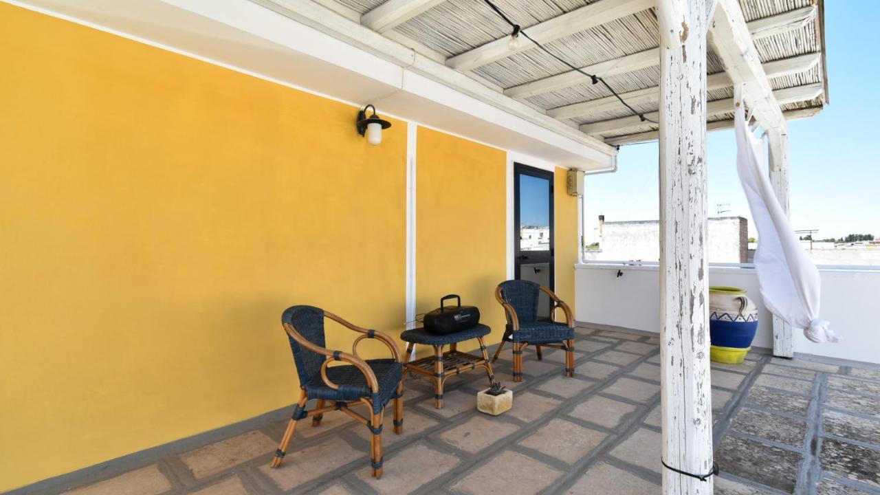 Les Maisons La Mansardina By Rentbeat Sannicola Exterior photo